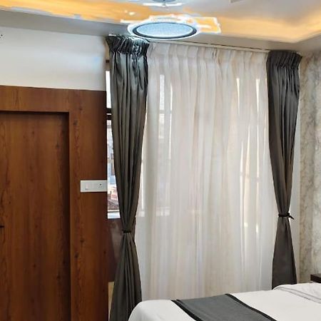 Hotel Maharaja Palace ساواي مادهوبور المظهر الخارجي الصورة